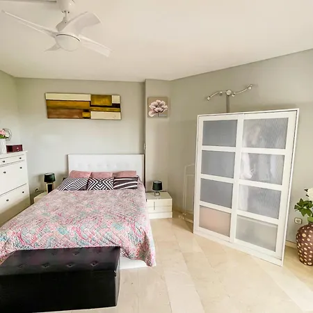 דירה Modern With Terrace - 2 Min From The *