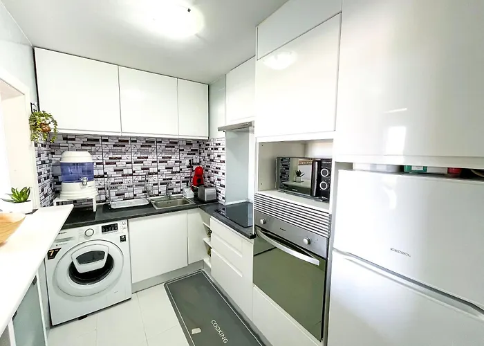 Modern With Terrace - 2 Min From The *