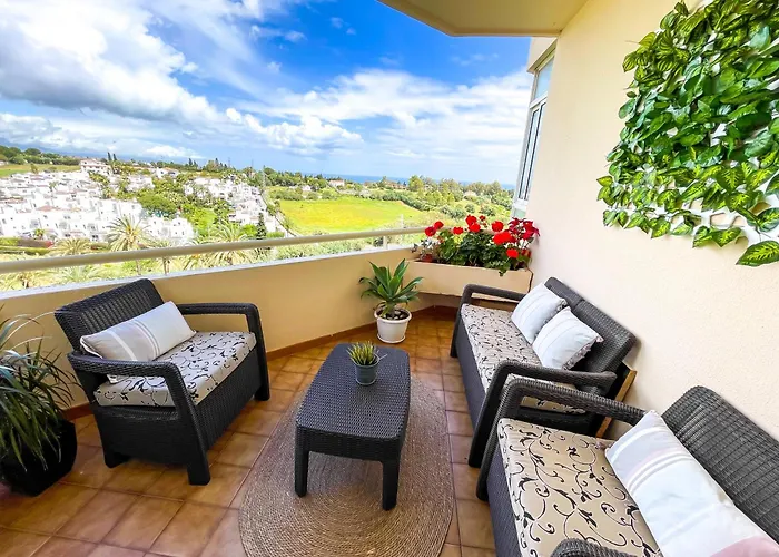 Modern With Terrace - 2 Min From The Apartman Estepona