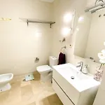 Modern With Terrace - 2 Min From The Apartment Estepona
